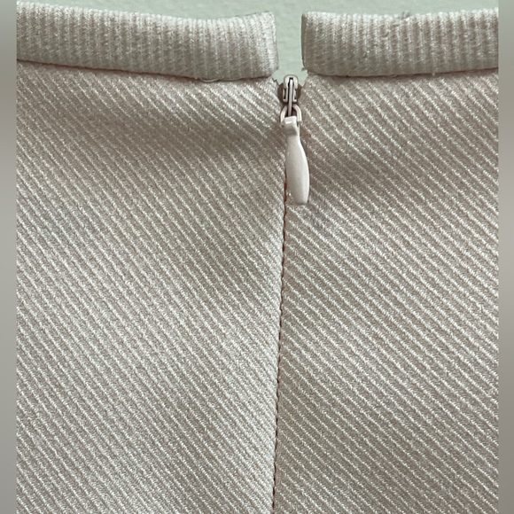 CALVIN KLEIN Pencil Skirt NWT SIZE 4 - Picture 7 of 10